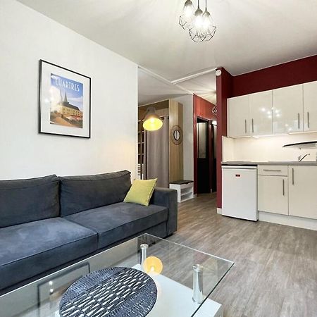 Le Chasles For 2 Persons Apartment Chartres Ngoại thất bức ảnh