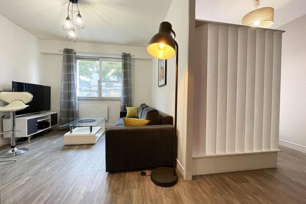 Le Chasles For 2 Persons Apartment Chartres Ngoại thất bức ảnh